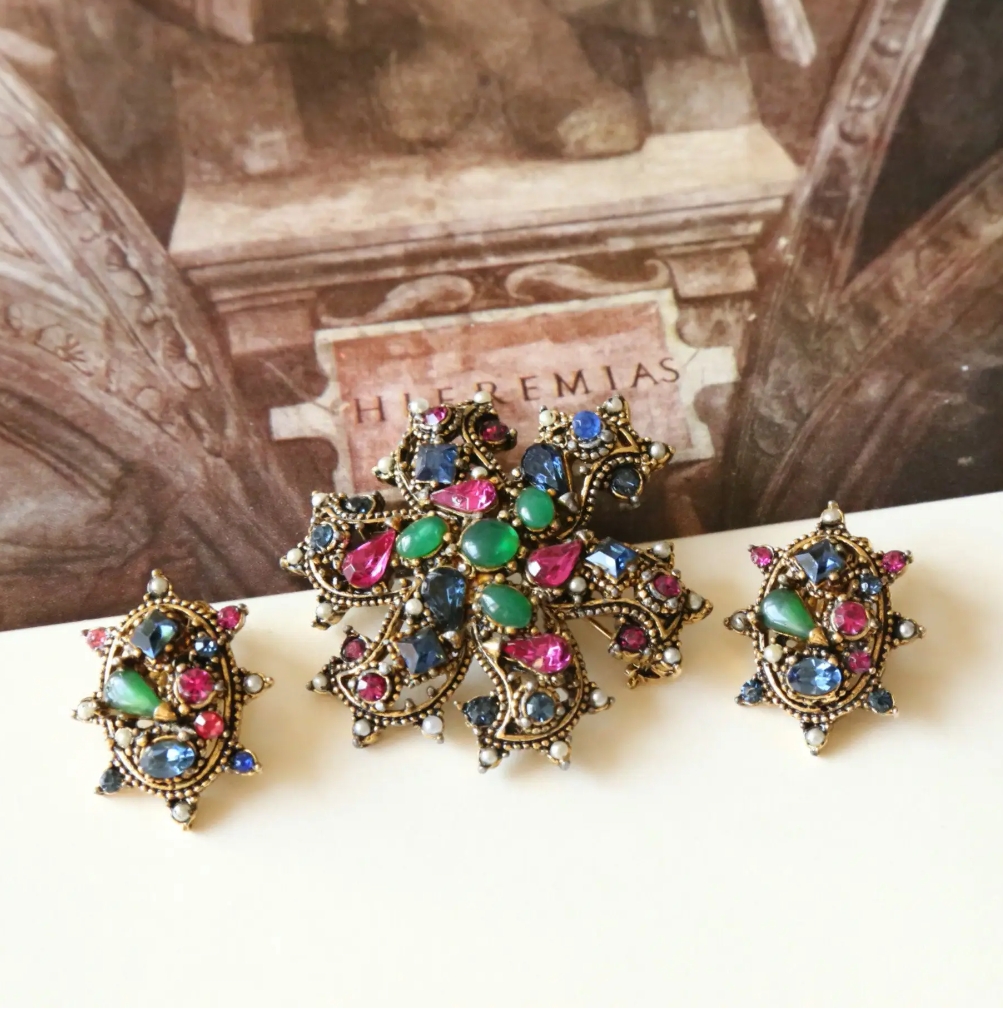 Colored Gemstone Jewelry: Why It’s Worth Your Love