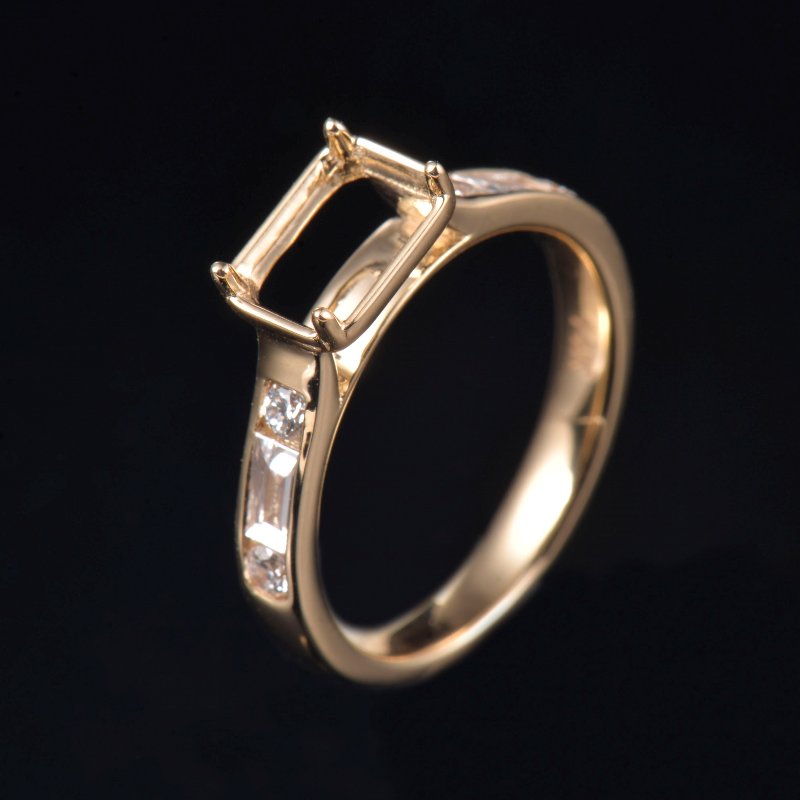 Custom Elegant Women Ring Semi Mount